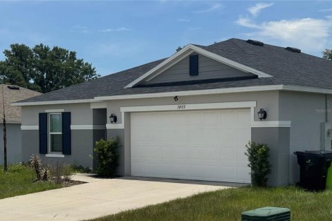 Casa en Mascotte, Florida 4 dormitorios, 157.56 m2 № 2132486