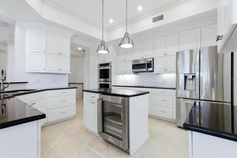 Copropriété à vendre à Englewood, Floride: 4 chambres, 256.5 m2 № 2411443 - photo 15
