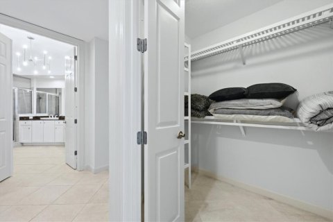 Copropriété à vendre à Englewood, Floride: 4 chambres, 256.5 m2 № 2411443 - photo 22