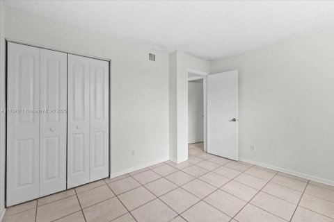 Condominio en venta en Davie, Florida, 2 dormitorios, 89.46 m2 № 1828749 - foto 20