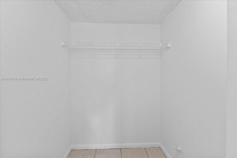 Condominio en venta en Davie, Florida, 2 dormitorios, 89.46 m2 № 1828749 - foto 18