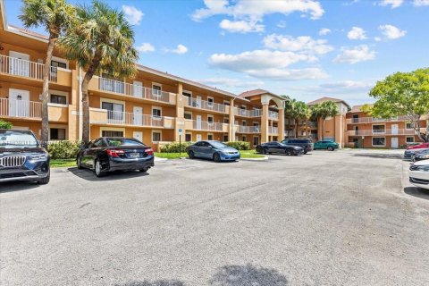 Condominio en venta en Davie, Florida, 2 dormitorios, 89.46 m2 № 1828749 - foto 27