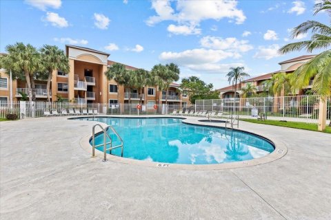 Condominio en venta en Davie, Florida, 2 dormitorios, 89.46 m2 № 1828749 - foto 25