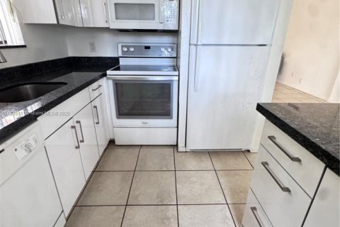 Condominio en venta en Davie, Florida, 2 dormitorios, 89.46 m2 № 1828749 - foto 12