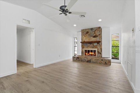 Купить виллу или дом в Семинол, Флорида 3 комнаты, 221.48м2, № 2149690 - фото 20