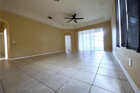Villa ou maison à louer à Tampa, Floride: 3 chambres, 145.48 m2 № 2376718 - photo 9