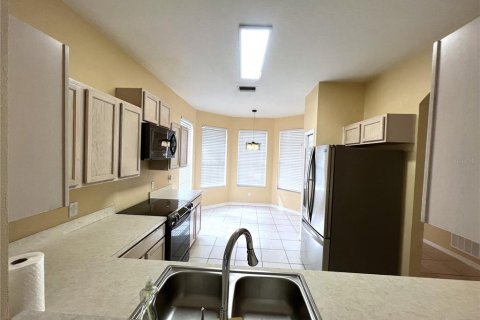 Villa ou maison à louer à Tampa, Floride: 3 chambres, 145.48 m2 № 2376718 - photo 13