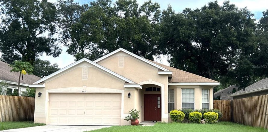 Villa ou maison à Tampa, Floride 3 chambres, 145.48 m2 № 2376718
