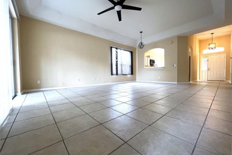 Villa ou maison à louer à Tampa, Floride: 3 chambres, 145.48 m2 № 2376718 - photo 8