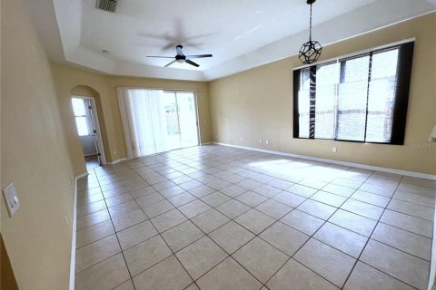 Villa ou maison à louer à Tampa, Floride: 3 chambres, 145.48 m2 № 2376718 - photo 6