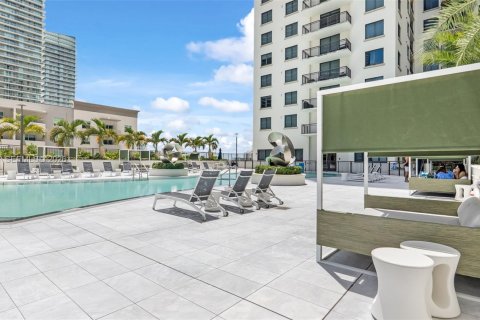 Copropriété à louer à Miami, Floride: 3 chambres, 133.59 m2 № 2402181 - photo 11