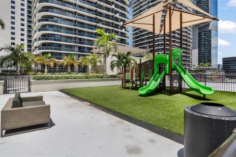 Copropriété à louer à Miami, Floride: 3 chambres, 133.59 m2 № 2402181 - photo 19