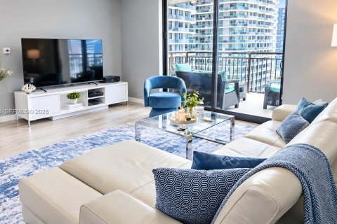 Condo à Miami, Floride, 3 chambres  № 2402181