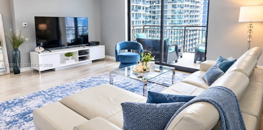 Condo à Miami, Floride, 3 chambres № 2402181