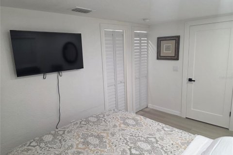Villa ou maison à vendre à Tampa, Floride: 2 chambres, 78.04 m2 № 2231878 - photo 19