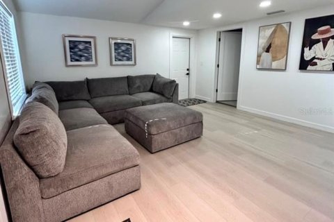Villa ou maison à vendre à Tampa, Floride: 2 chambres, 78.04 m2 № 2231878 - photo 9
