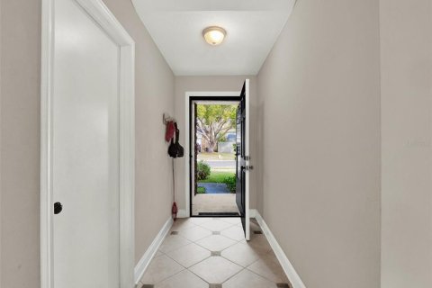 House in Lake Mary, Florida 3 bedrooms, 191.29 sq.m. № 1534607 - photo 6