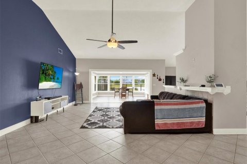 House in Lake Mary, Florida 3 bedrooms, 191.29 sq.m. № 1534607 - photo 7