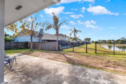 House in Lake Mary, Florida 3 bedrooms, 191.29 sq.m. № 1534607 - photo 30