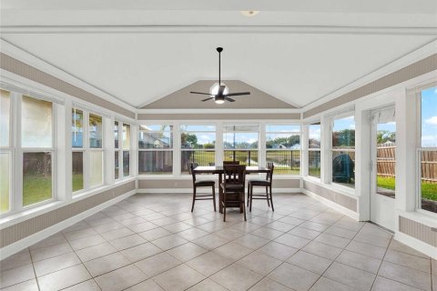 House in Lake Mary, Florida 3 bedrooms, 191.29 sq.m. № 1534607 - photo 19