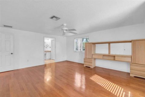Casa en venta en Port Charlotte, Florida, 3 dormitorios, 204.01 m2 № 1529910 - foto 17