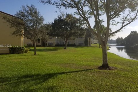 Condominio en venta en Sunrise, Florida, 2 dormitorios, 89.65 m2 № 1986588 - foto 19