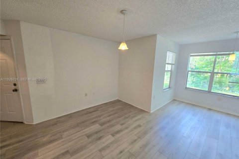 Condominio en venta en Sunrise, Florida, 2 dormitorios, 89.65 m2 № 1986588 - foto 7