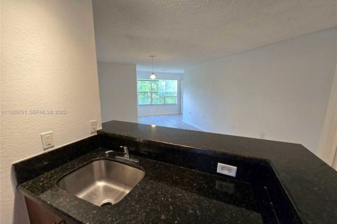 Condominio en venta en Sunrise, Florida, 2 dormitorios, 89.65 m2 № 1986588 - foto 6