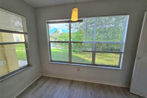 Condominio en venta en Sunrise, Florida, 2 dormitorios, 89.65 m2 № 1986588 - foto 8