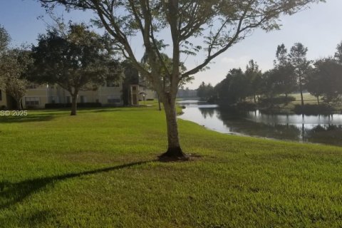 Condominio en venta en Sunrise, Florida, 2 dormitorios, 89.65 m2 № 1986588 - foto 22