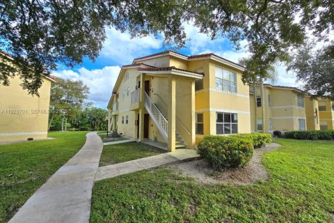 Condominio en venta en Sunrise, Florida, 2 dormitorios, 89.65 m2 № 1986588 - foto 1