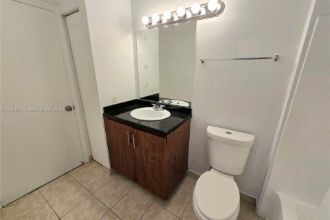 Condominio en venta en Sunrise, Florida, 2 dormitorios, 89.65 m2 № 1986588 - foto 10