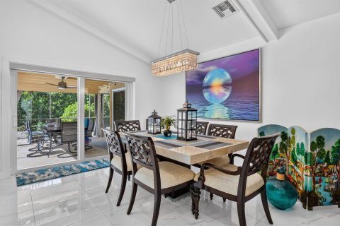 Villa ou maison à vendre à Boca Raton, Floride: 3 chambres, 219.53 m2 № 2425114 - photo 16