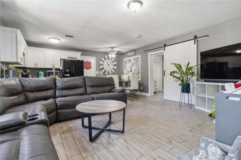 Casa en venta en Titusville, Florida, 3 dormitorios, 116.13 m2 № 1615510 - foto 5