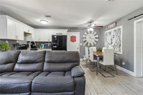 Casa en venta en Titusville, Florida, 3 dormitorios, 116.13 m2 № 1615510 - foto 9
