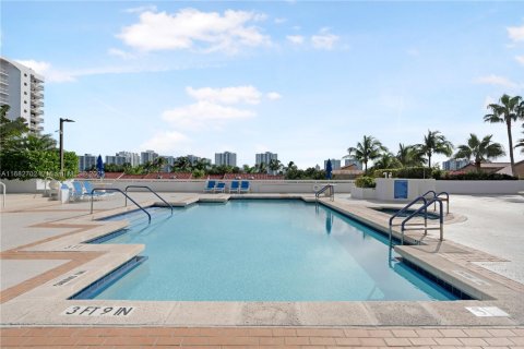 Купить кондоминиум в Авентура, Флорида 3 спальни, 169.08м2, № 1958250 - фото 19