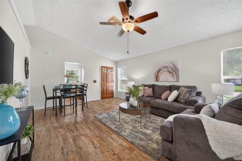 Casa en venta en Tampa, Florida, 3 dormitorios, 96.06 m2 № 1917874 - foto 7