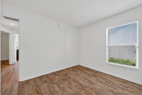 Casa en venta en Tampa, Florida, 3 dormitorios, 96.06 m2 № 1917874 - foto 23