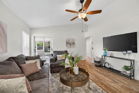 Casa en venta en Tampa, Florida, 3 dormitorios, 96.06 m2 № 1917874 - foto 6