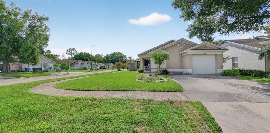 Casa en Tampa, Florida 3 dormitorios, 96.06 m2 № 1917874