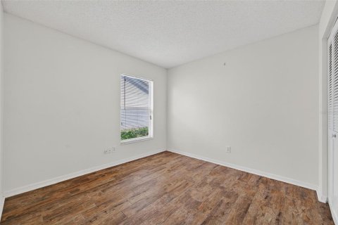 Casa en venta en Tampa, Florida, 3 dormitorios, 96.06 m2 № 1917874 - foto 20