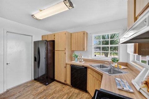 Casa en venta en Tampa, Florida, 3 dormitorios, 96.06 m2 № 1917874 - foto 15