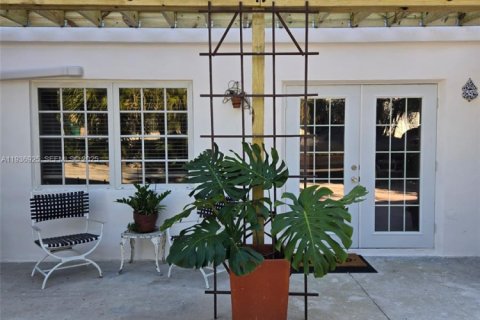 Apartment in Miami, Florida 1 bedroom, 51.1 sq.m. № 1994870