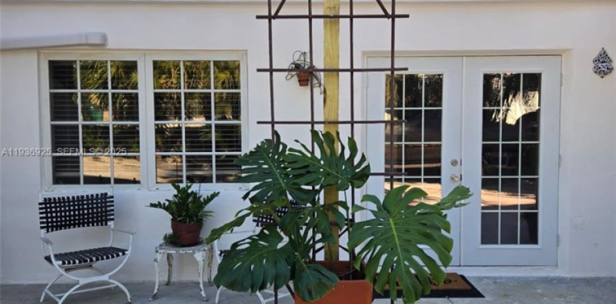 Квартира в Майами, Флорида 1 спальня, 51.1м2 № 1994870