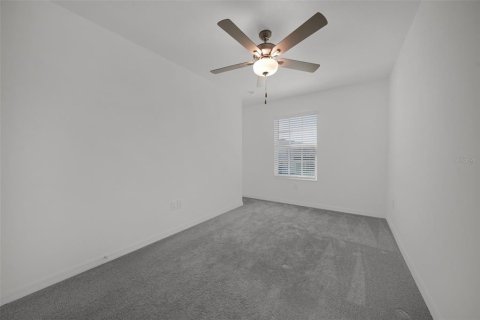 Townhouse in San Antonio, Florida 3 bedrooms, 151.8 sq.m. № 2352358 - photo 16