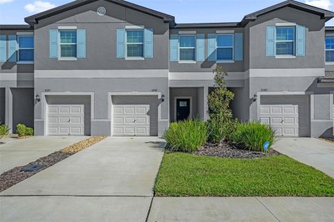 Townhouse in San Antonio, Florida 3 bedrooms, 151.8 sq.m. № 2352358