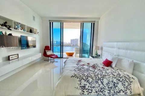 Condo in Aventura, Florida, 4 bedrooms  № 1841154 - photo 15
