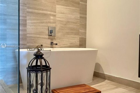 Condo in Aventura, Florida, 4 bedrooms  № 1841154 - photo 20