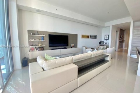 Condo in Aventura, Florida, 4 bedrooms  № 1841154 - photo 9