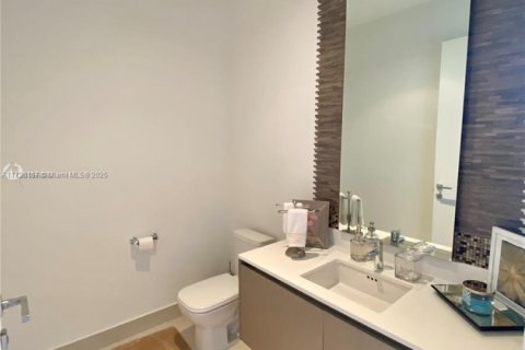 Condo in Aventura, Florida, 4 bedrooms  № 1841154 - photo 18